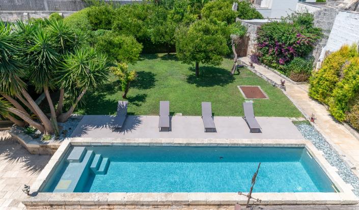 Image No.19-Ferme de 9 chambres à vendre à Giuggianello