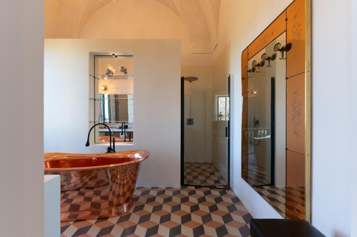 Image No.17-15 Bed Country Property for sale