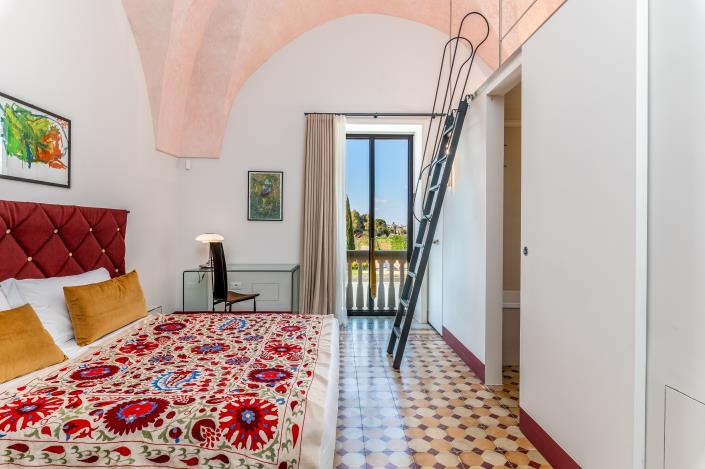 Image No.19-15 Bed Country Property for sale