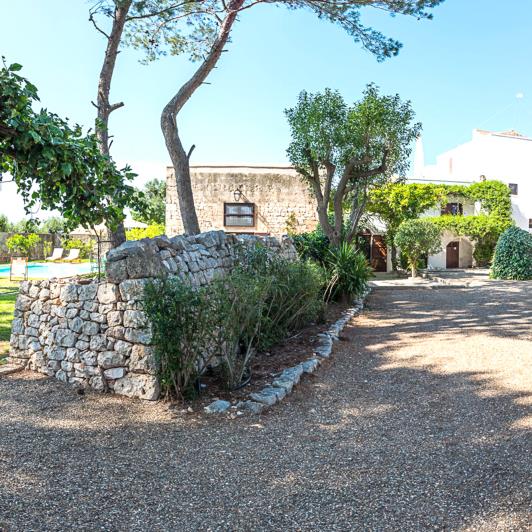 Image No.2-4 Bed Country House for sale