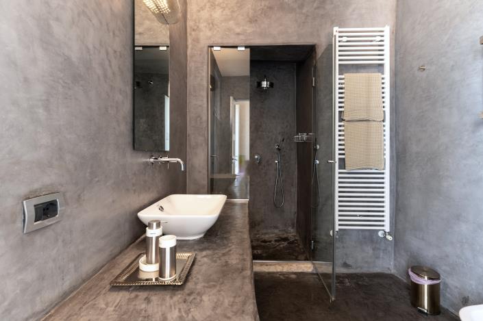 Image No.17-4 Bed Country House for sale