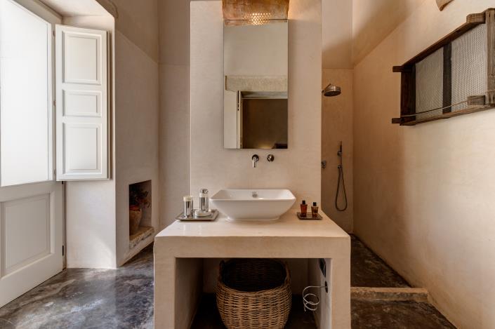 Image No.21-4 Bed Country House for sale