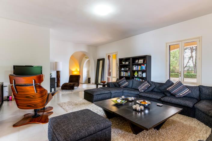 Image No.5-4 Bed Villa for sale