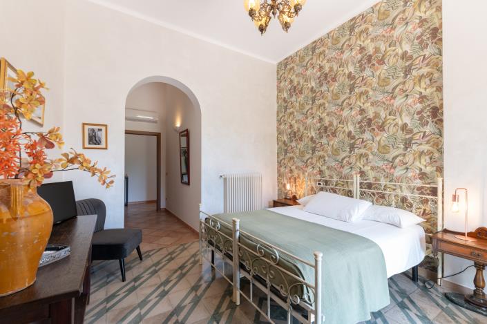 Image No.15-8 Bed Country House for sale