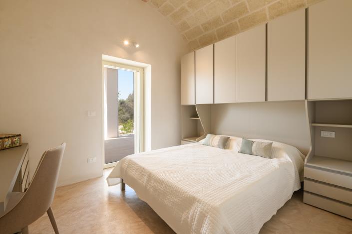 Image No.10-5 Bed Villa for sale