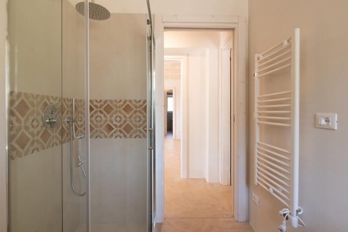 Image No.21-5 Bed Villa for sale