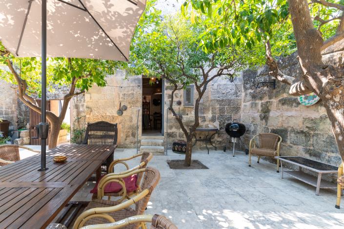 Image No.18-5 Bed Villa for sale