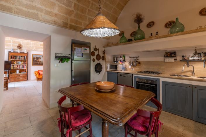 Image No.3-5 Bed Villa for sale
