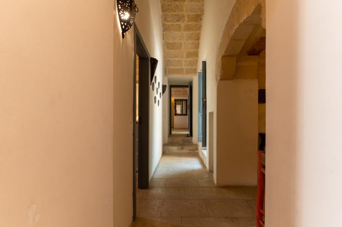 Image No.12-5 Bed Villa for sale