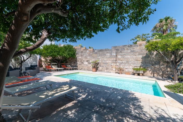 Image No.33-5 Bed Villa for sale