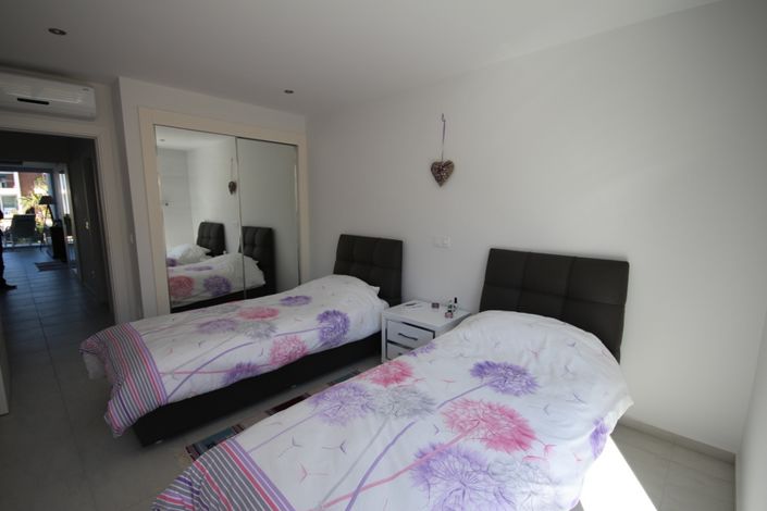 Image No.9-2 Bed Apartment for sale