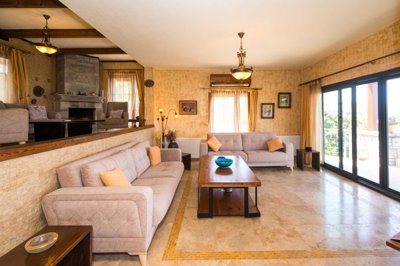 Grand Stone Villa In Bodrum For Sale - Bright and airy lounge