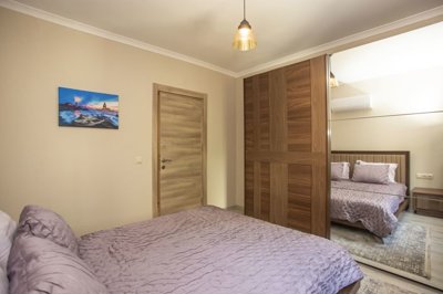 Modern Fethiye Town Apartments - Spacious double bedroom
