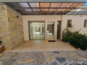 Luxury Konacik Bungalow - Nature Views - Shaded entrance terrace