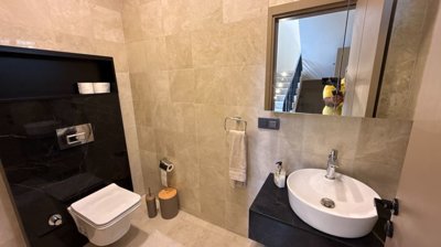 Luxury Antalya Property For Sale - Guest WC