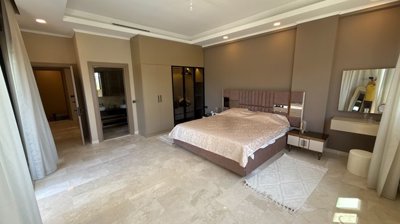 Luxury Antalya Property For Sale - A spacious, beautifully furnished double bedroom