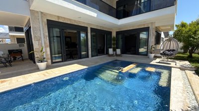 Luxury Antalya Property For Sale - Private pool and terrace