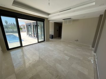 Luxury Antalya Property For Sale - Large living spaces