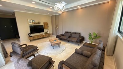 Luxury Antalya Property For Sale - Great-sized lounge