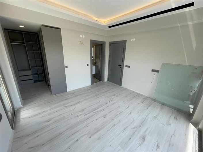 Image No.11-3 Bed Villa for sale