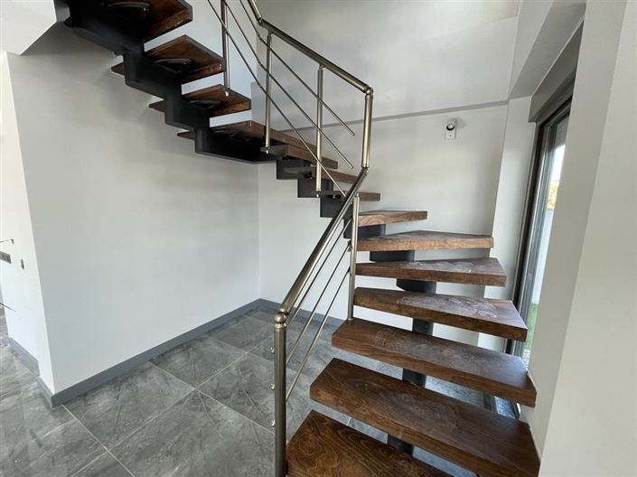 Image No.9-3 Bed Villa for sale