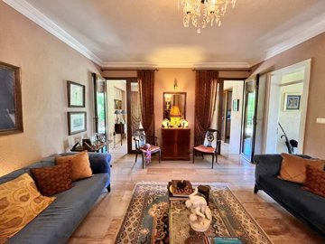 Luxury 3-Bed Dalyan Bungalow - Main lounge