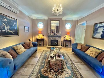 Luxury 3-Bed Dalyan Bungalow - Winter fireplace