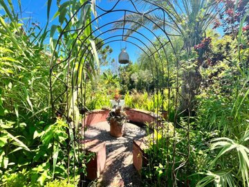 Luxury 3-Bed Dalyan Bungalow - Seating area