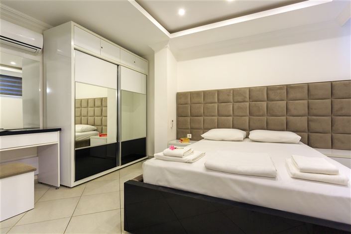 Image No.19-4 Bed Villa for sale