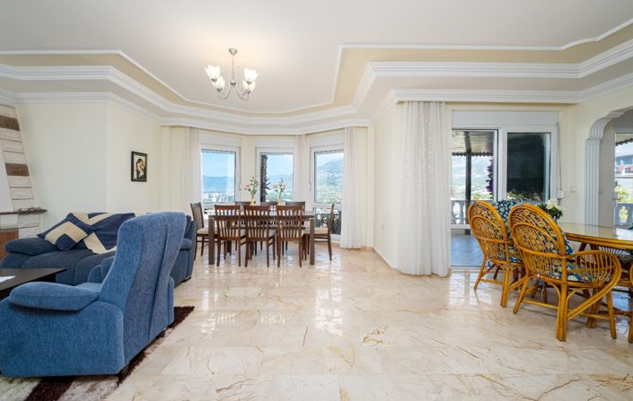 Image No.2-4 Bed Villa for sale