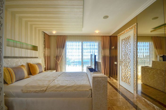 Image No.12-4 Bed Villa for sale