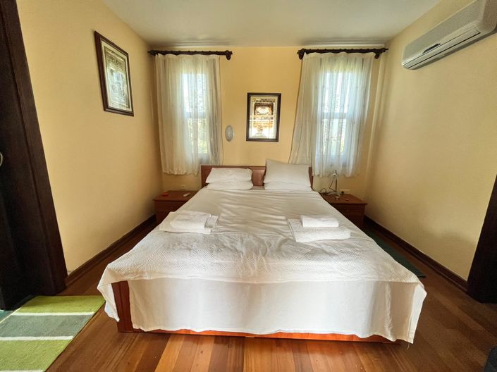 Image No.8-4 Bed Villa for sale