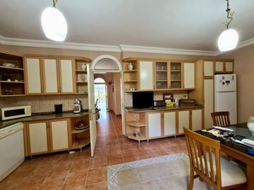 Semi-Detached Sea Front Fethiye Villa - Closed kitchen