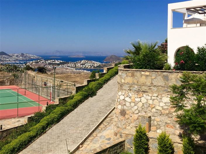 Image No.19-2 Bed Villa for sale