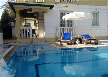 2-Bed Fethiye Apartment-Pool View Balcony