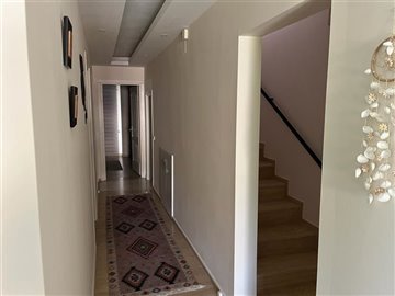 	 Dalyan 3 bedroomed duplex-hallway