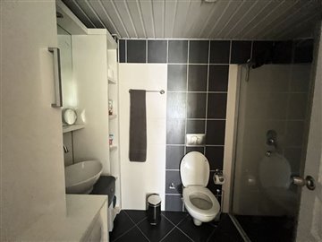 Cosy Apartment In Belek For Sale-Family Bathroom