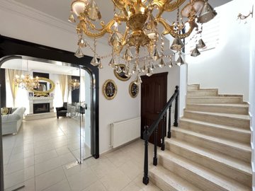 Stylish Marmaris Property For Sale -Impressive Hallway