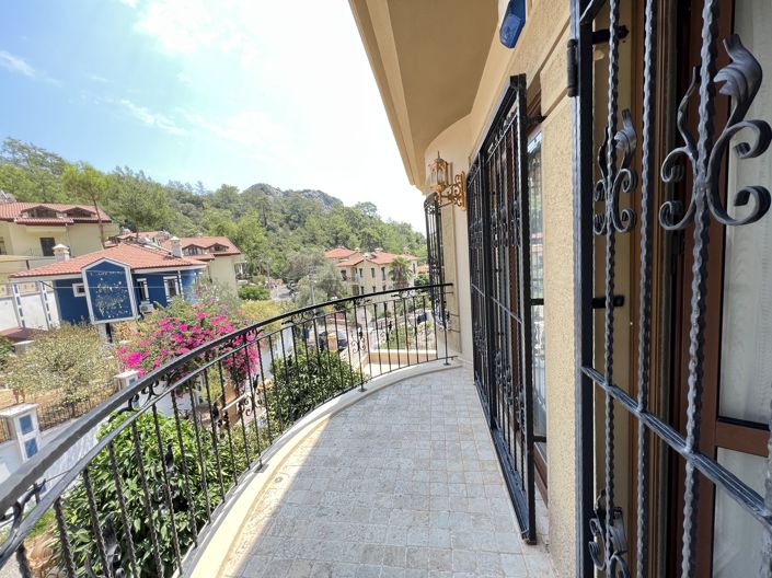 Image No.25-3 Bed Villa for sale