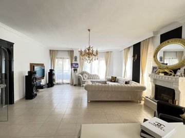 Stylish Marmaris Property For Sale -Spacious Living