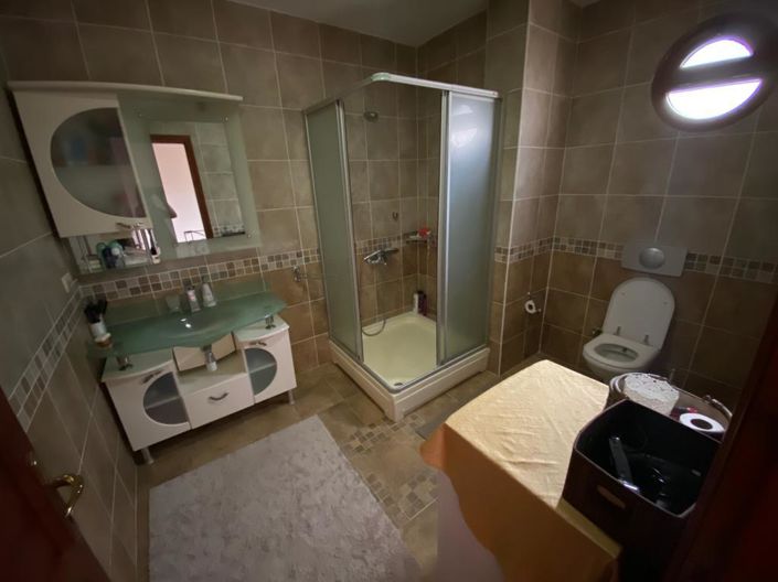 Image No.10-4 Bed Villa for sale