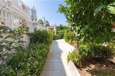 Fantastic Location Marmaris Property For Sale - Lush green lined pathway