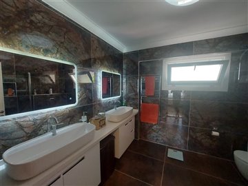 Spacious Apartments In Fethiye For Sale - Stylish twin bathroom