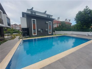 Great location Fethiye Apartment For Sale - Communal pool and sun terraces
