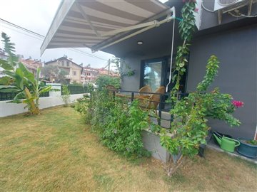 Great location Fethiye Apartment For Sale - Pretty foliage around apartment