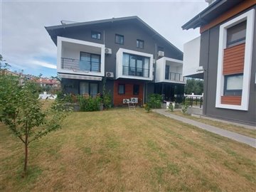 Great location Fethiye Apartment For Sale - Lush green lawn areas