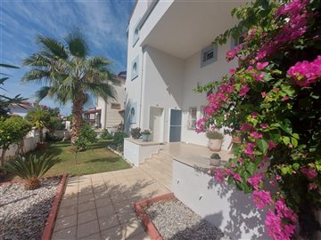 Fantastic location Apartments In Fethiye For Sale - Apartment entrance