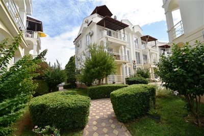 2 Bed Apartment In Fethiye For Sale - Pretty pathways around the complex