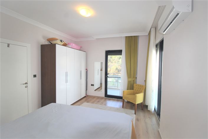 Image No.18-3 Bed Villa for sale