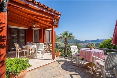 Stunningly beautiful villa in Gocek - Veranda seating area with sea views